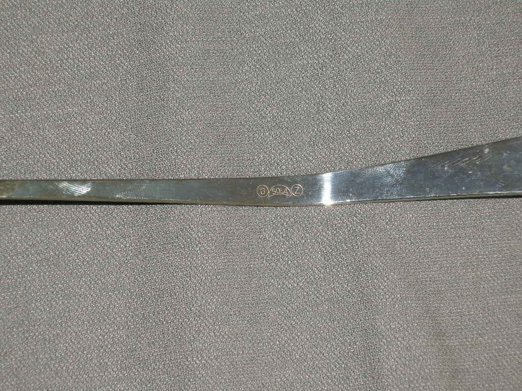 Sola GZ model 430 puntfilet punchlepel