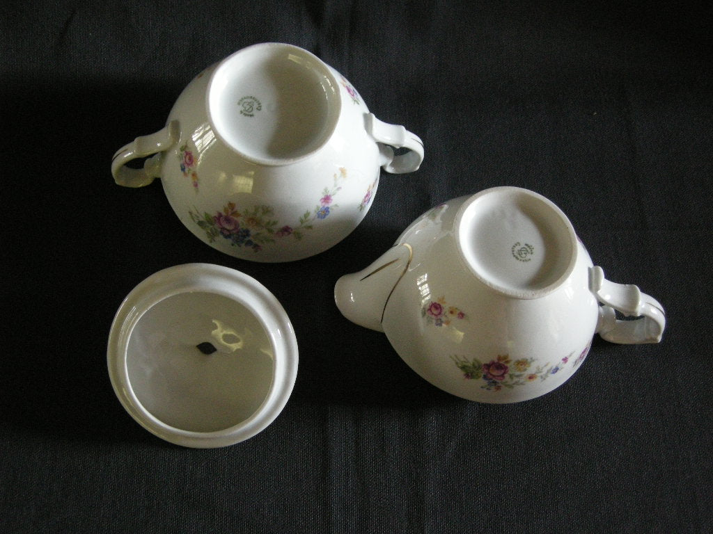 GB spierwit met kleine bloemetjes roomstel