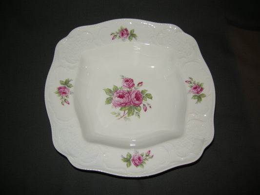 Rosenthal Sanssouci spierwit rose pioenroos met goudkleurig randje saladeschaal