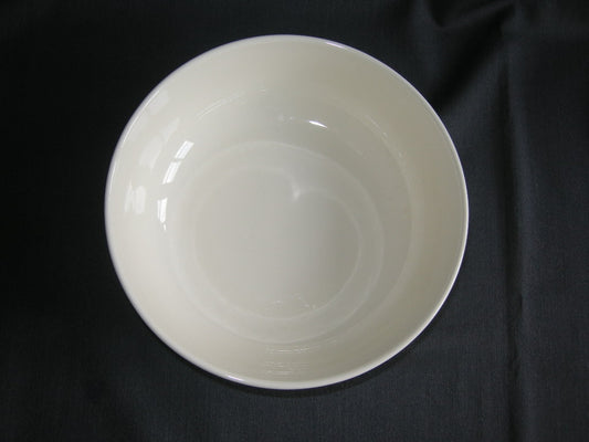 Royal Creamware Recamier saladeschaal