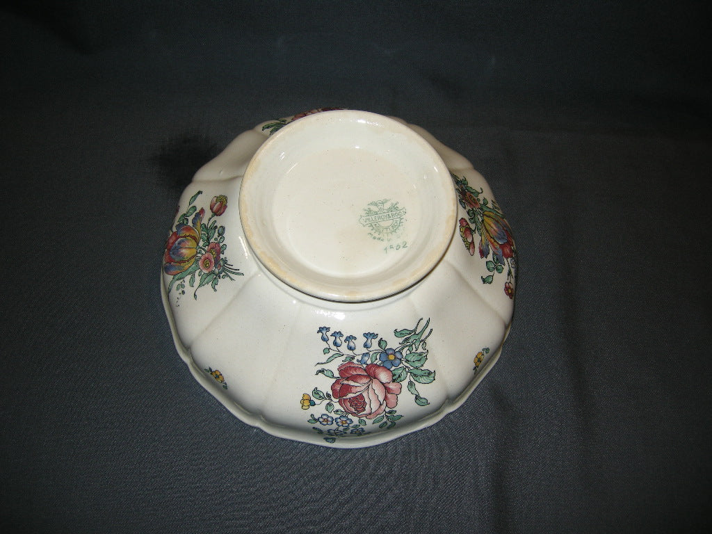 Villeroy & Boch Alt Strassburg oud stempel saladeschaal op voet O21,5 cm.