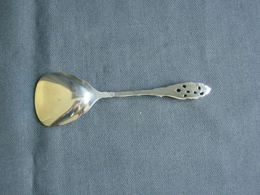Gero verzilverd model 635 Oud Hollandsch suikerschep