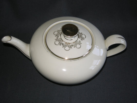 Bavaria roomwit-goud theepot