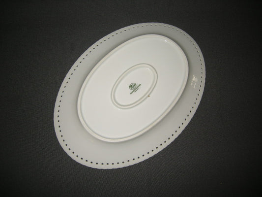 Hutschenreuther Constance vleesschaal 29 x 20,5 cm.