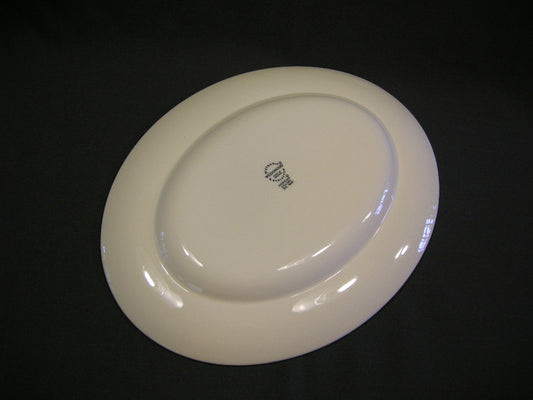Wedgwood Patrician vleesschaal 30 x 23,5 cm.