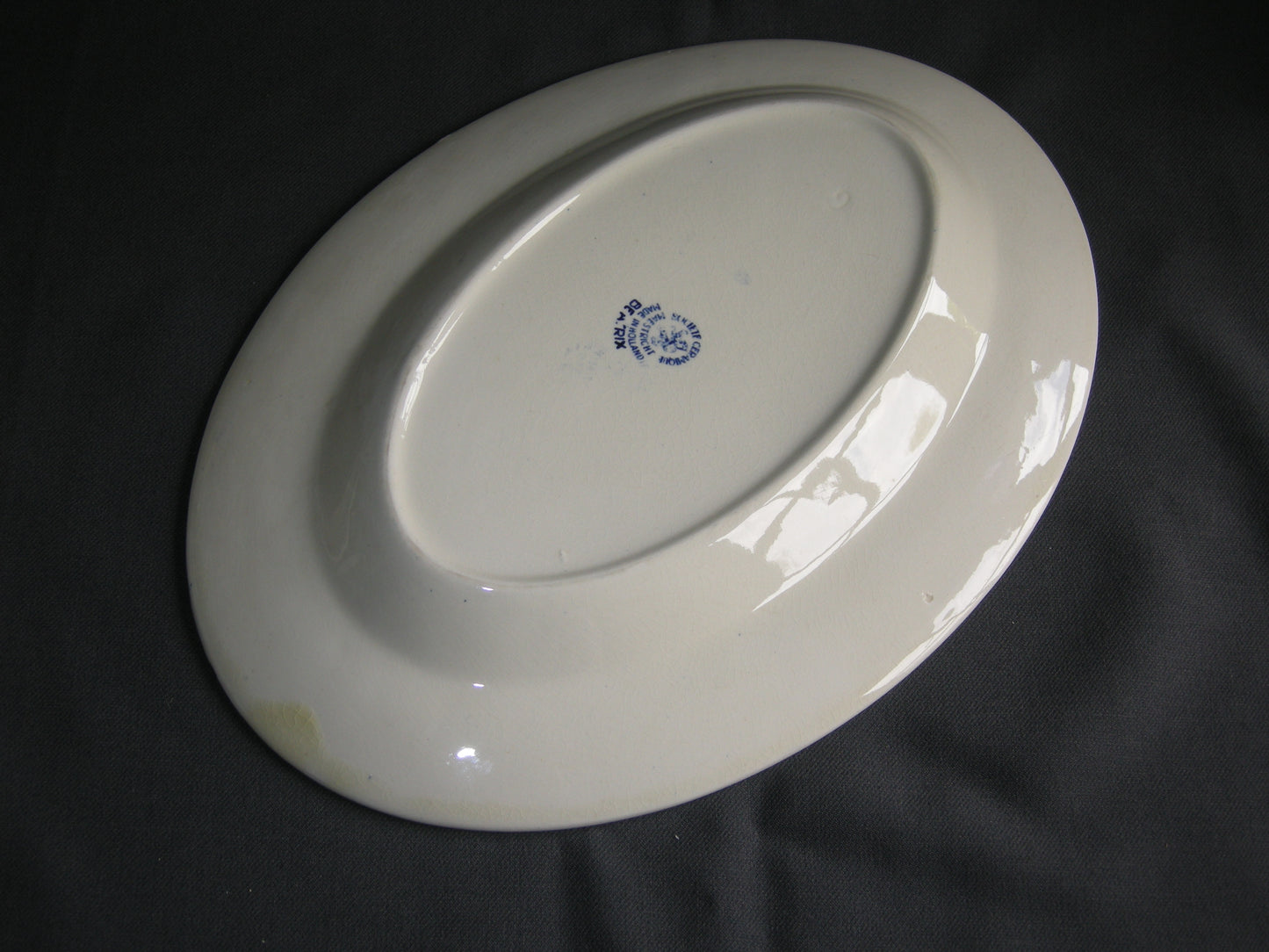 Societe Ceramique Beatrix vleesschaal 33 cm.