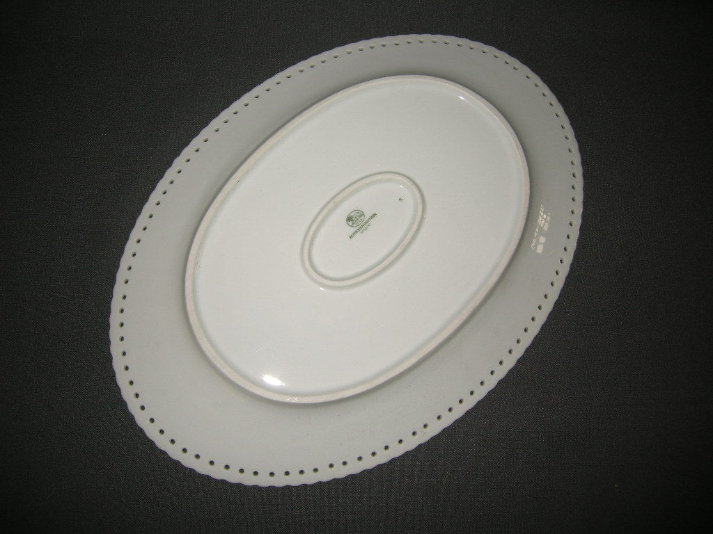 Hutschenreuther Constance vleesschaal 35 x 25 cm.