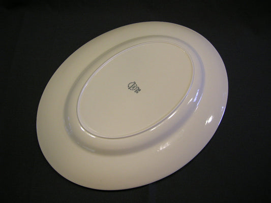 Wedgwood Patrician vleesschaal 40,5 x 31,5 cm.