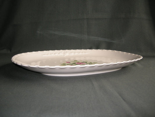 Hütschenreuther Porcelaine Rose decor kleine rozen vleesschaal 38,5 x 26 cm.