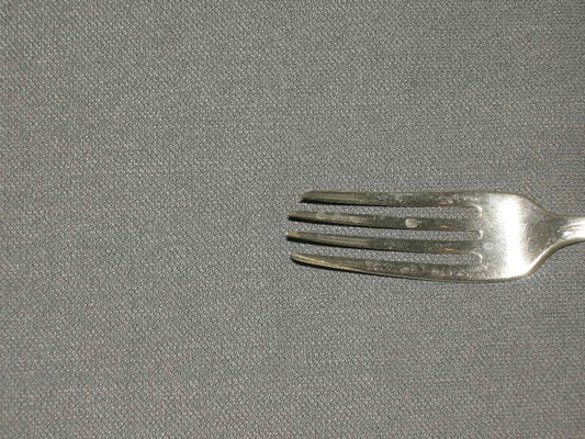Keltum verzilverd P3 Chantal vork 20,5 cm. met slijtage