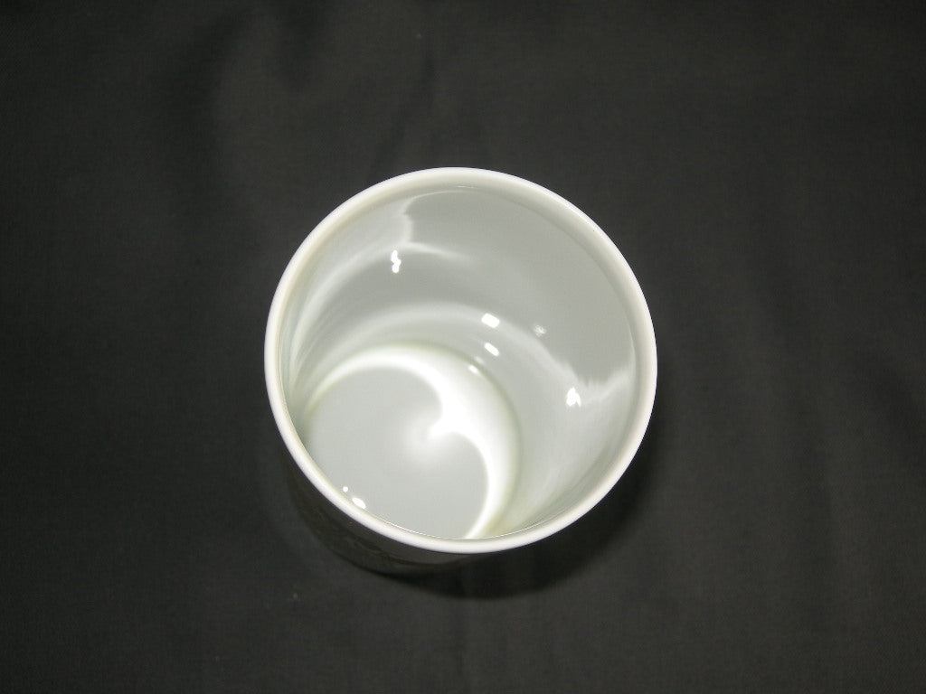 Rosenthal diverse 001. vaas naar ontwerp van Wolf Bauer