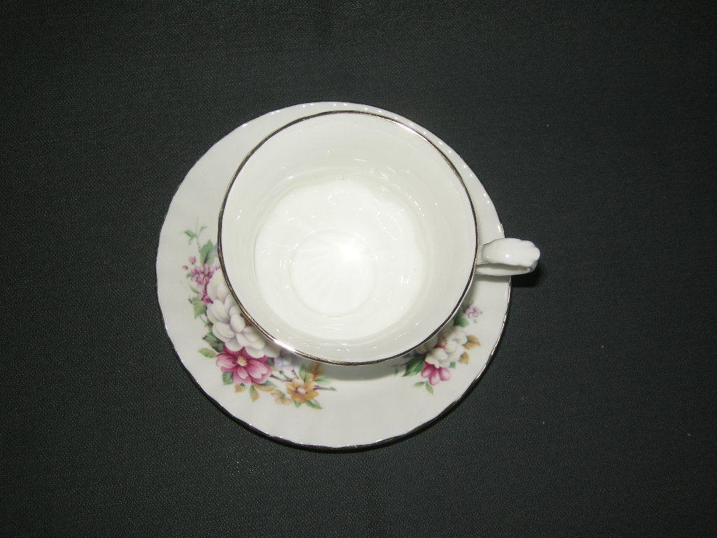 Royal Albert diverse 001. kop & schotel groot
