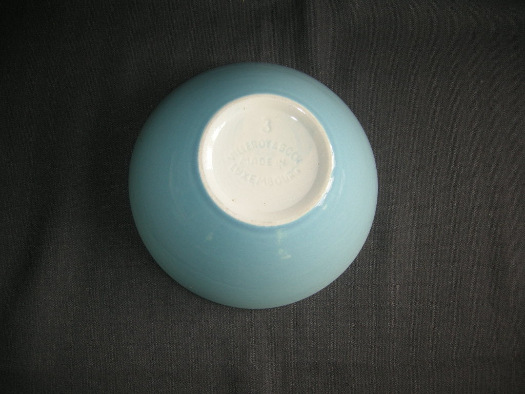 Boch / Villeroy & Boch pastel blauw 001. nestschaaltje