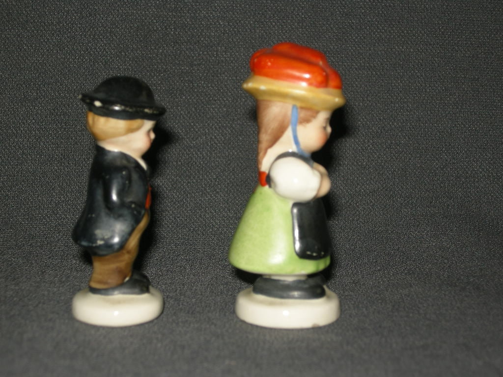 Goebel diversen 001. 2 kleine beeldjes