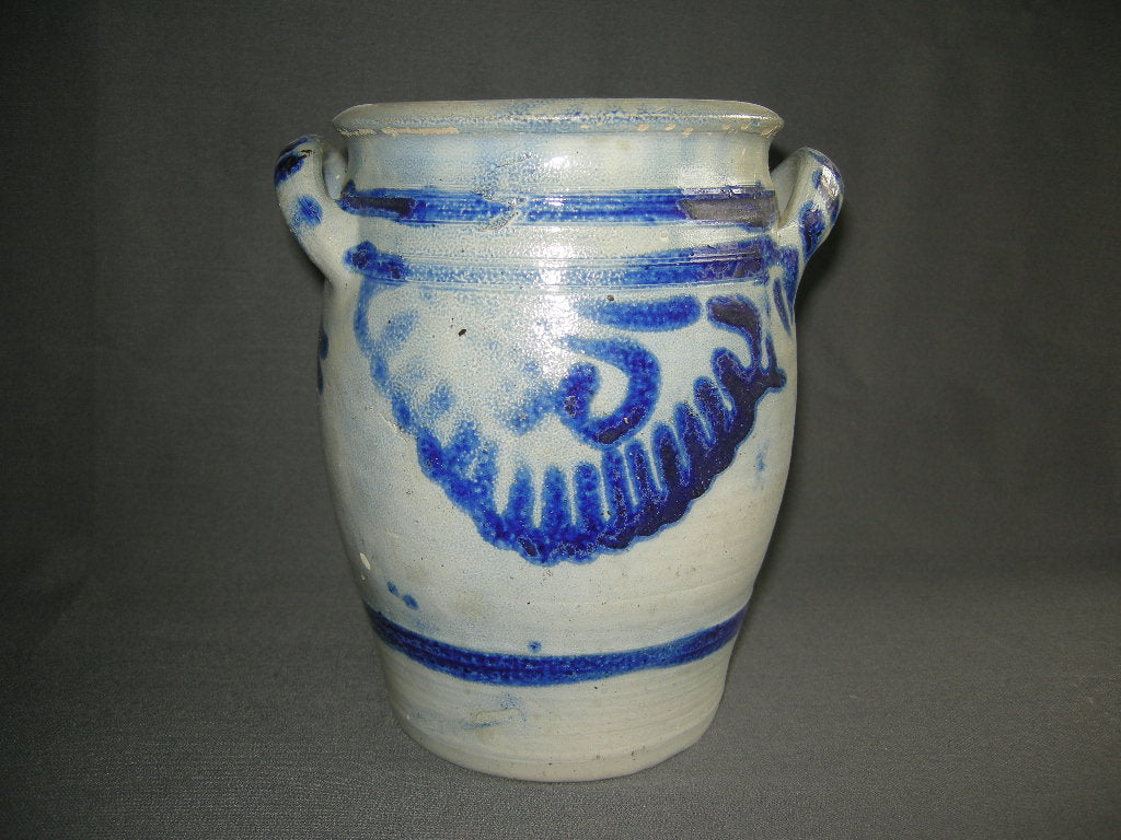 keulse potten 001. hoge pot met oren
