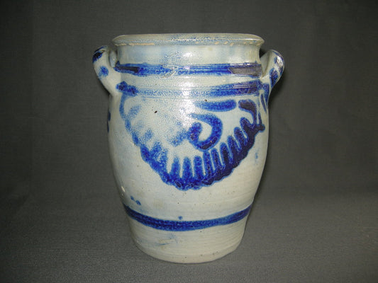 keulse potten 001. hoge pot met oren