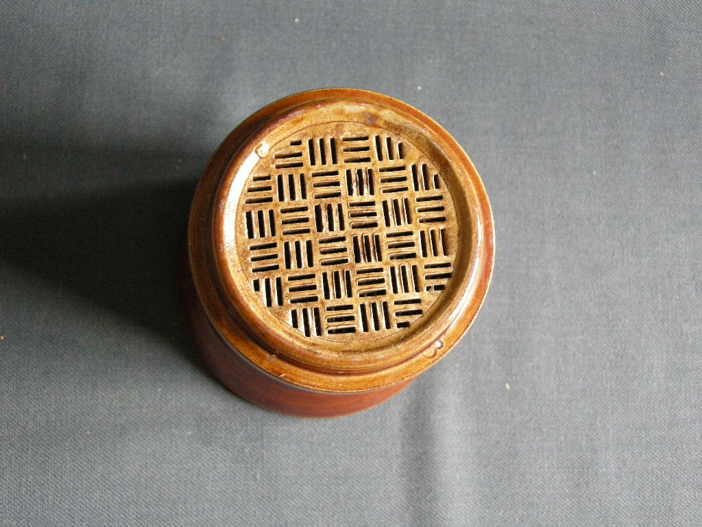 diverse bruin 001. ronde filter