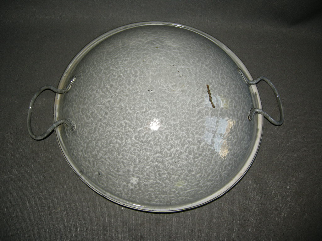 emaille grijs gewolkt 001. wok