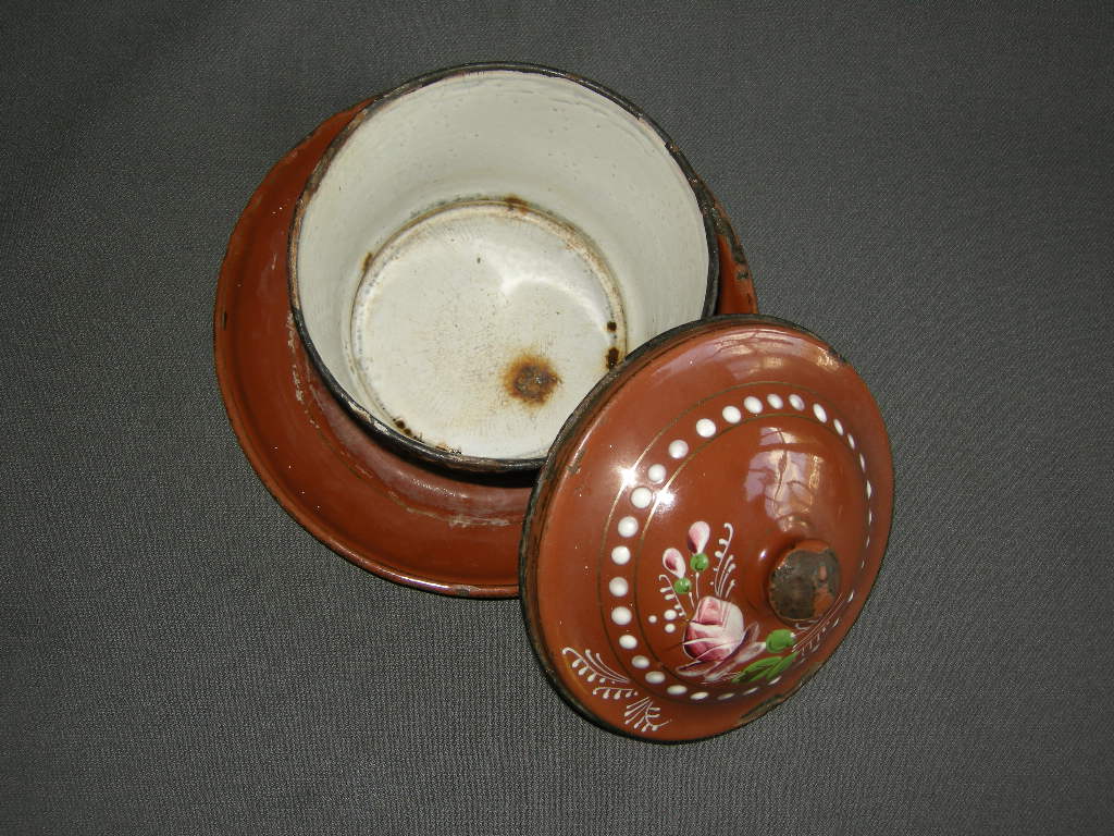 emaille bruin 001. botervloot