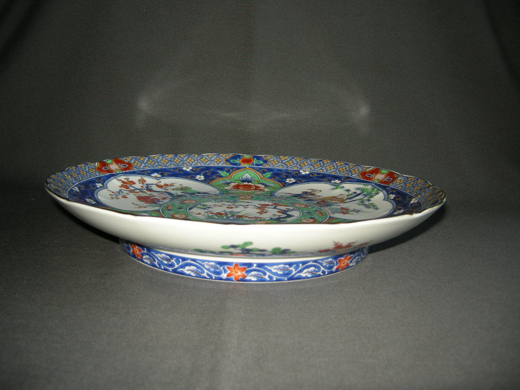 diverse Japans 001. schaal O31 cm. op voet