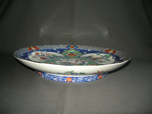 diverse Japans 001. schaal O31 cm. op voet