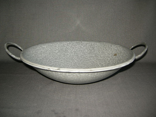 emaille grijs gewolkt 001. wok