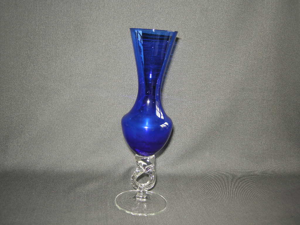 glas - kristal vazen gekleurd 001. blauw-blank