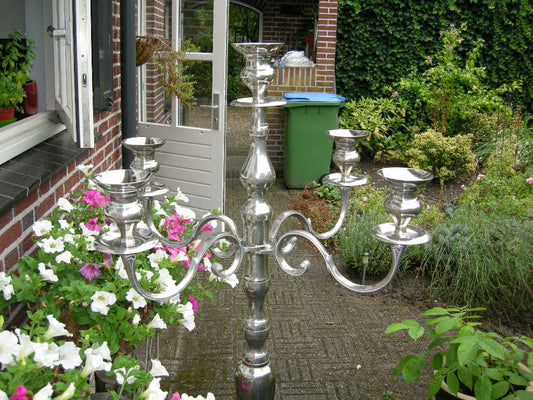 brocante verchroomd 001. hoge kandelaar