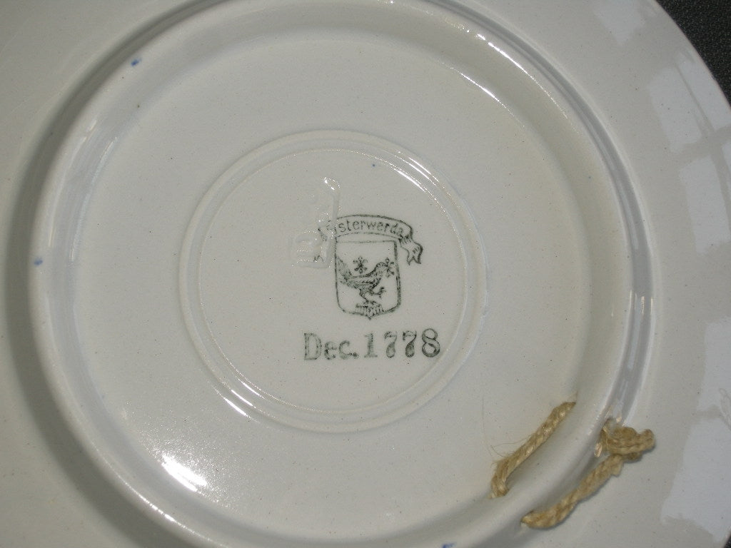 Elsterwerda Keramik blauw - witte wandborden 002. doorsnee 18 cm.