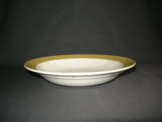 Petrus Regout / Royal Sphinx pastel okergeel 003. soepbord