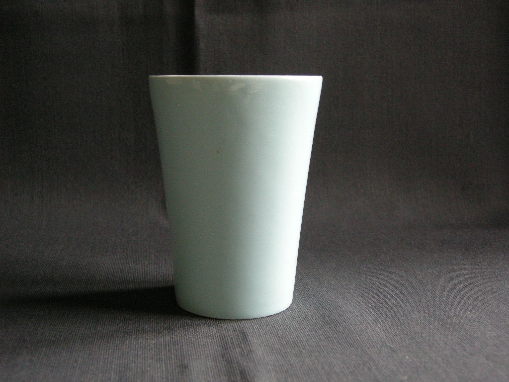 Petrus Regout / Royal Sphinx pastel blauw 002. beker