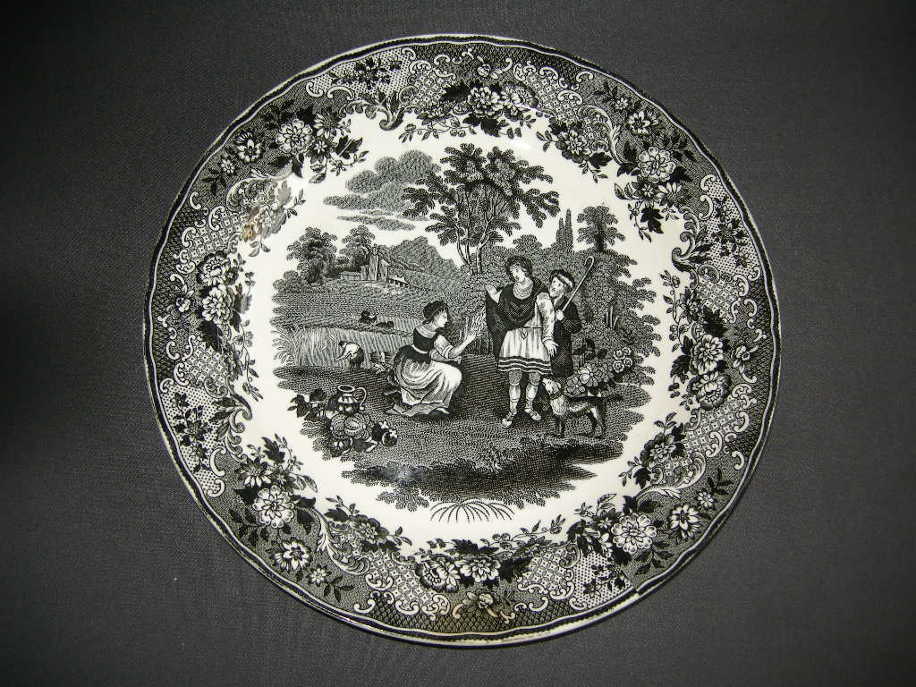 Petrus Regout Ruth & Boaz zwart 002. bord O25,8 cm.