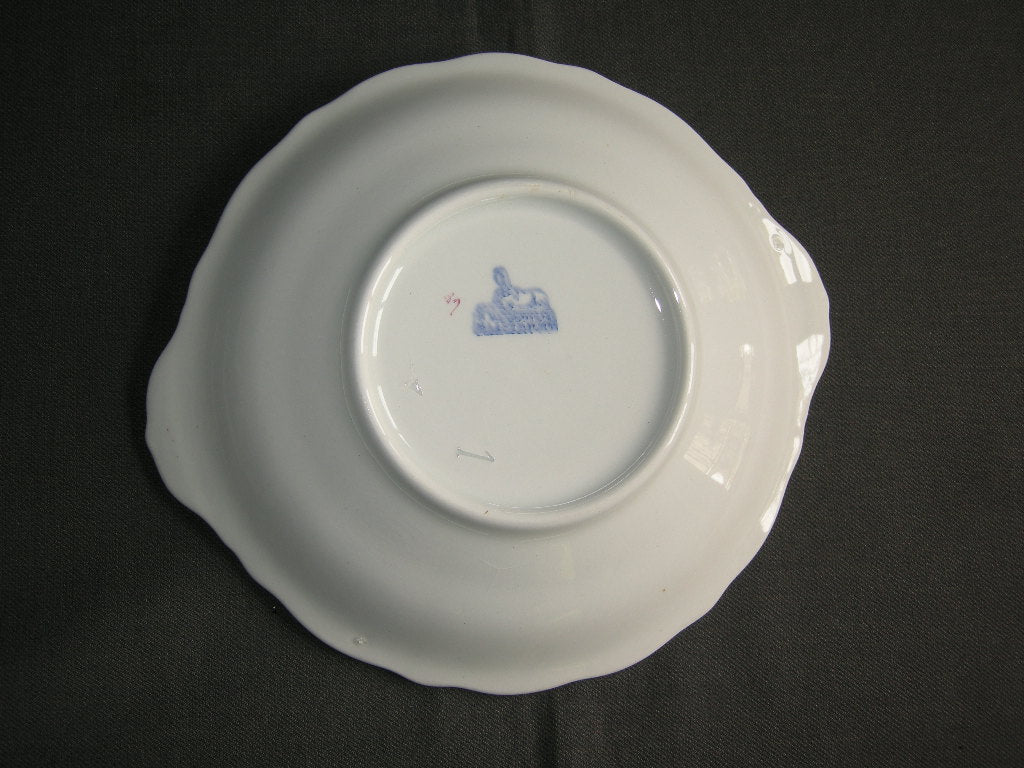 Petrus Regout Wellington wit - goud 002. rond schaaltje