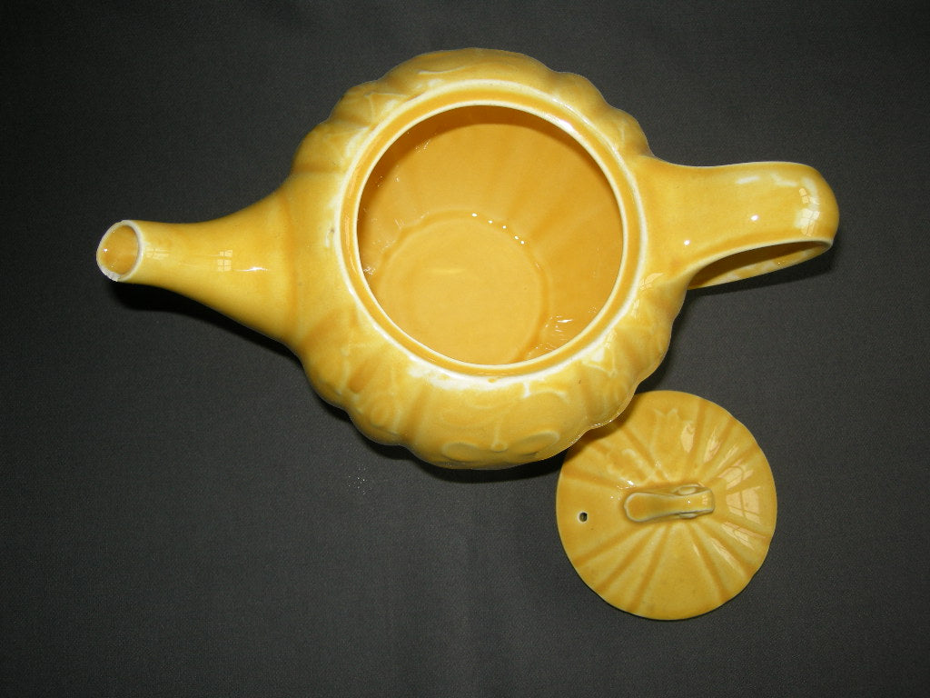 Petrus Regout diverse 002. theepot