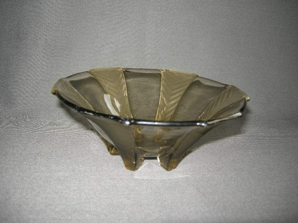 glas - kristal smoke 003. schaaltje