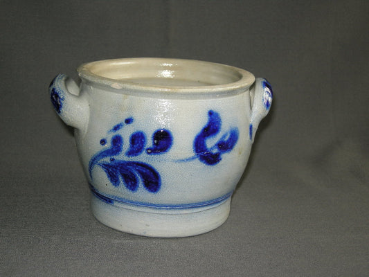keulse potten 003. pot 1 1/2 ltr. met oren