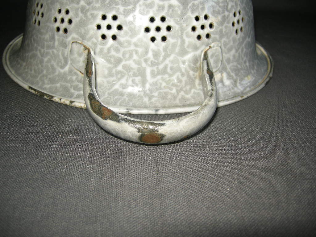 emaille grijs gewolkt 003. vergiet