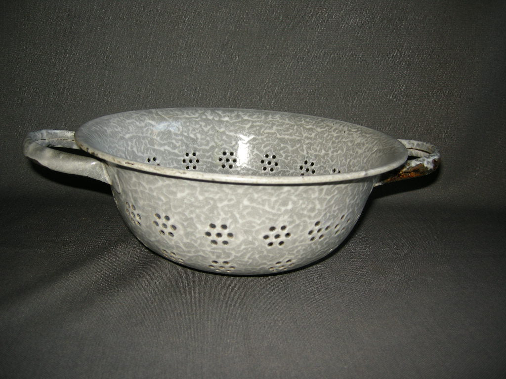 emaille grijs gewolkt 003. vergiet