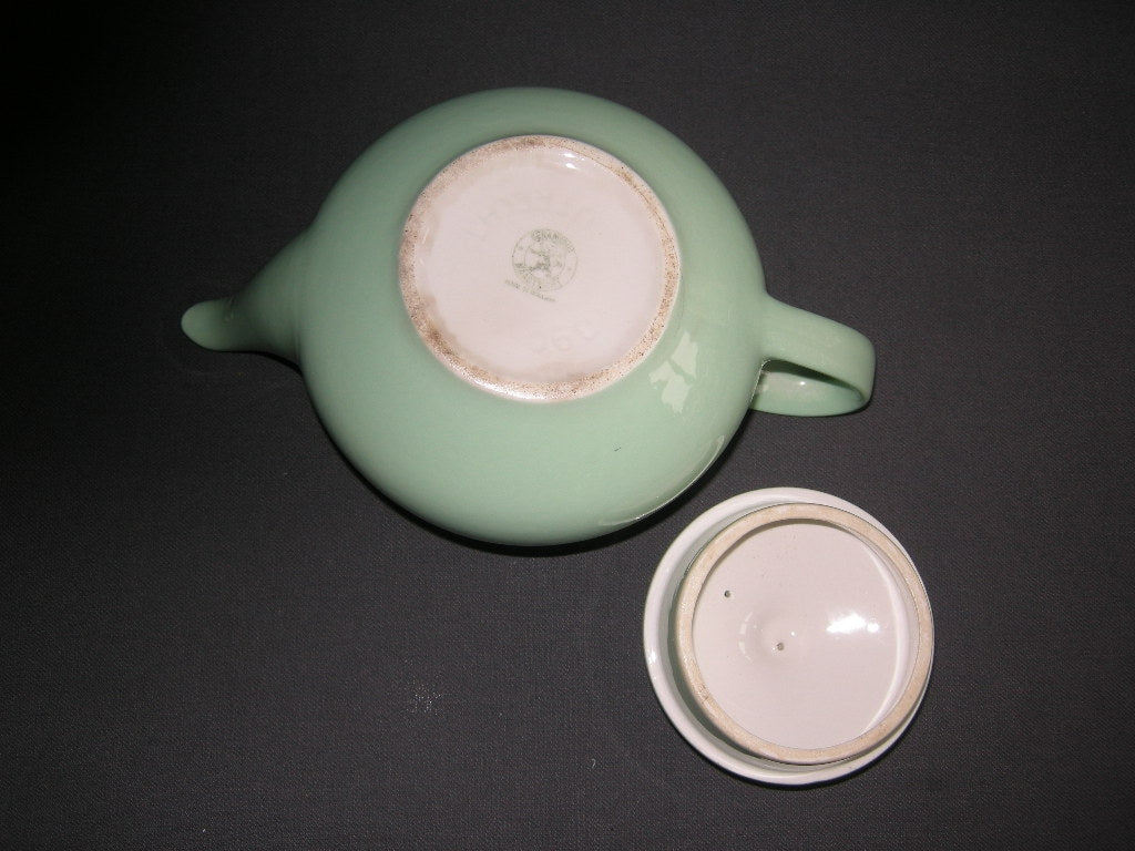 Petrus Regout / Royal Sphinx pastel groen 004. theepotje Utrecht