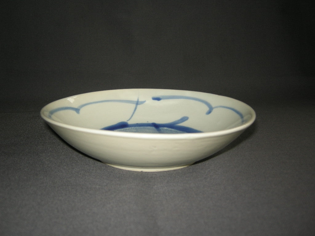Chinees met decor Koikarper 004. doorsnee 18 cm.