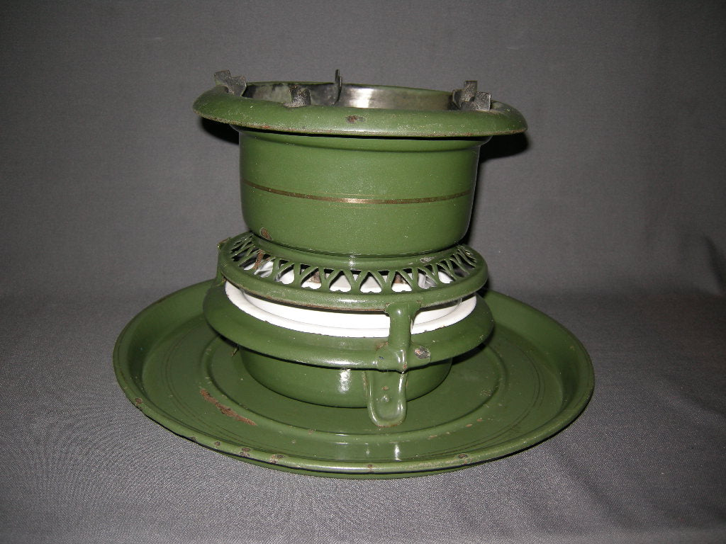 emaille donkergroen 004. Original Haller petroleumstel op onderbord