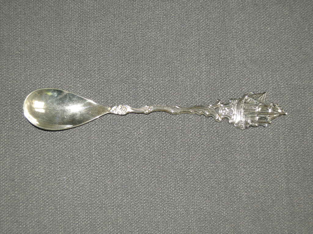 Gero verzilverd Nederlandse symbolen + steden 004. koffielepeltje Galjoen