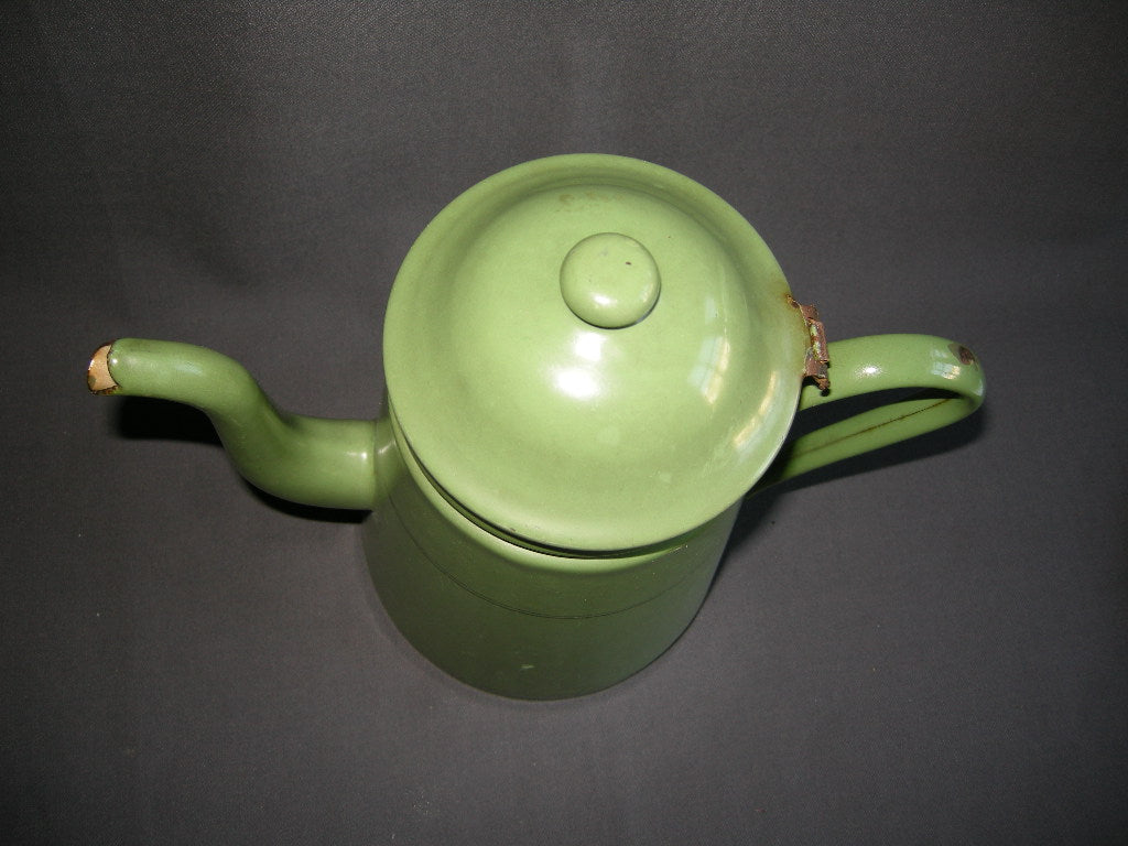 emaille resedagroen 004. grote koffiepot