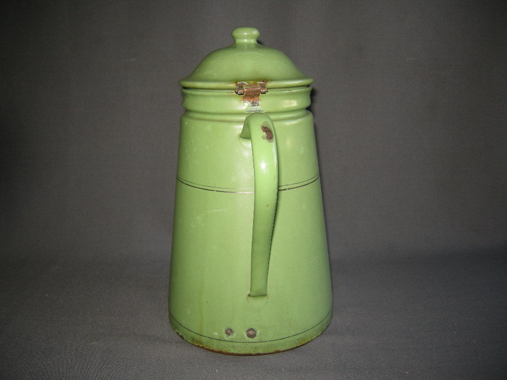 emaille resedagroen 004. grote koffiepot
