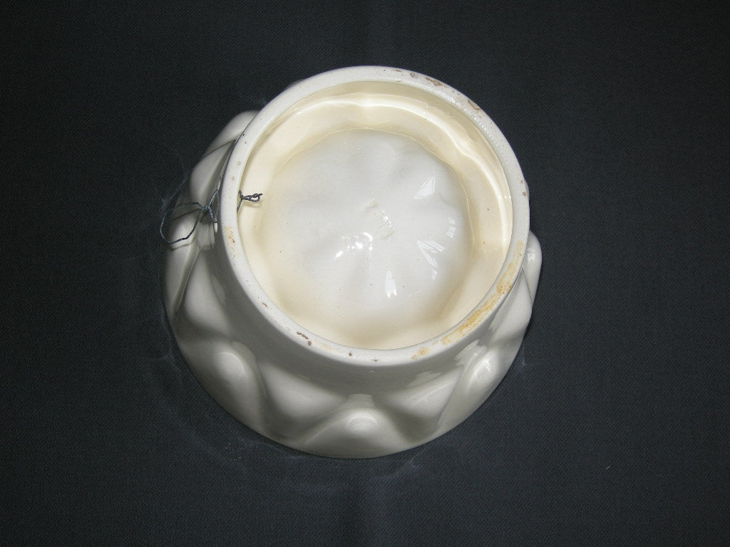 diverse puddingvormen 005. rond, hoekig reliëf