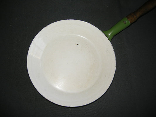 emaille resedagroen 005. zware koekenpan