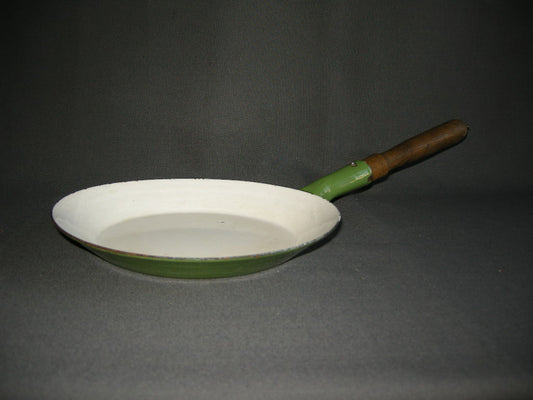 emaille resedagroen 005. zware koekenpan