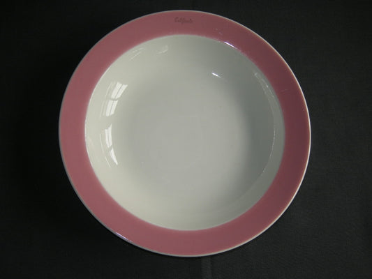 Petrus Regout / Royal Sphinx pastel rose 006. soepbord met opschrift "California"