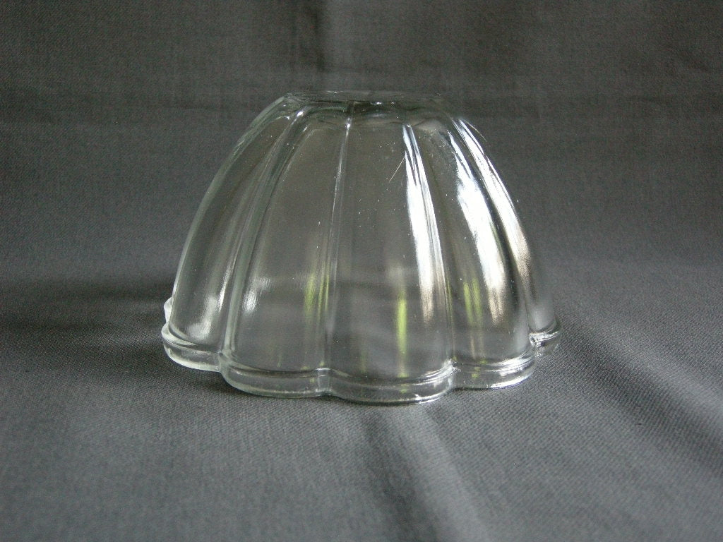 diverse puddingvormen 006. rond, glas