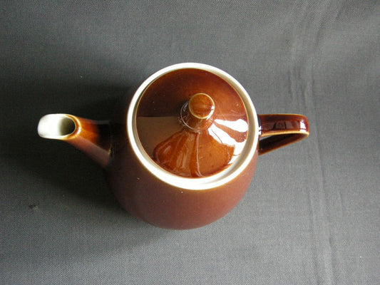 Villeroy & Boch bruin 006. theepot nr. 4